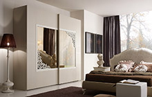 LACQUERED ASH FINISH FR03 DOVE GREY AND WHITE LACQUER . MIRRORED DOOR
ANDROMEDA WARDROBE WITH 2 SLIDING DOORS W/MIRROR