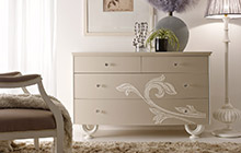 LACQUERED ASH FINISH FR03 DOVE GREY AND WHITE STUCCO DECORATION /
PEGASO DRESSER WITH 4 CURVED DRAWERS